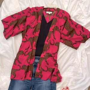 Pink, Oversized kimono-like top with cheetah print